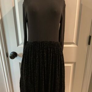 Art Class Black Long Sleeve Dress with Leopard Skirt
